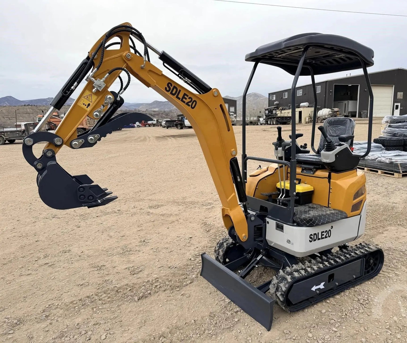 2026 SDLE20 YANMAR DIESEL 1.4-TON MINI EXCAVATOR by SDLANCH
