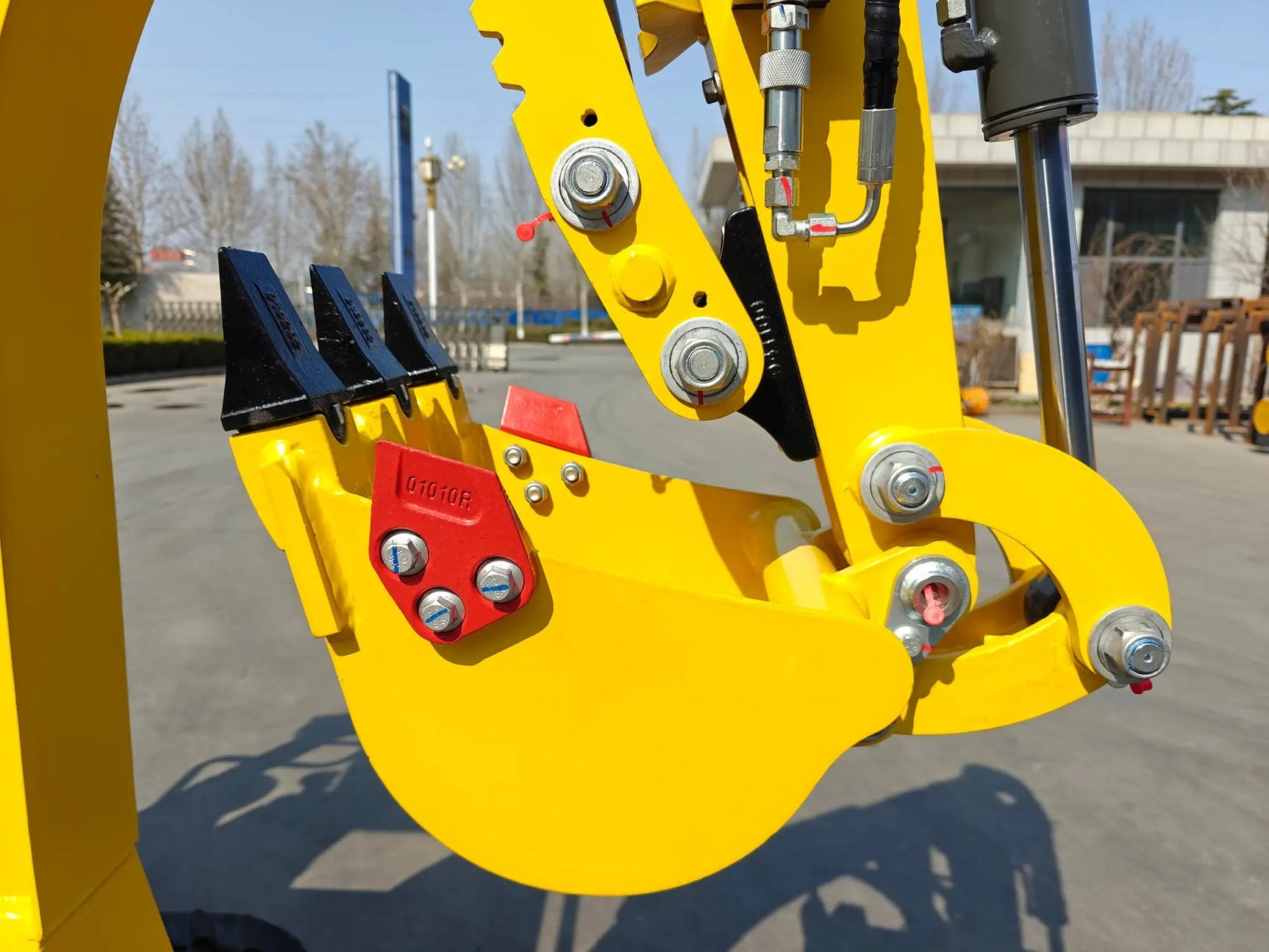 2025 MID-ISLE EQUIP M12 1.4 TON MINI EXCAVATOR by My Store