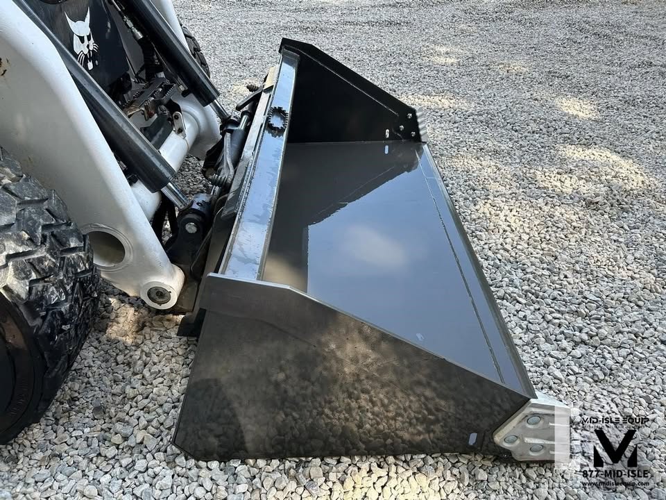 74" Skid Steer Quick Attach Bucket with Side Cutters