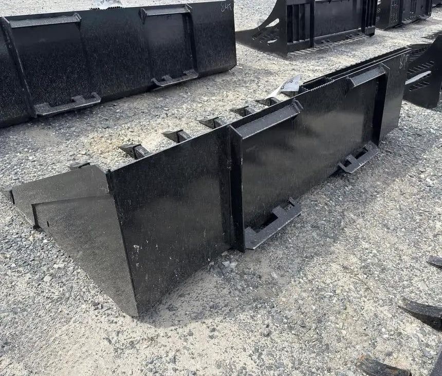 80" WILDCAT HD SKID STEER BUCKET WITH TEETH by Wildcat