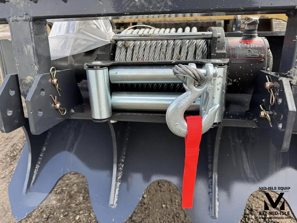 LANDHONOR 15K LB HYDRAULIC WINCH FOR SKID STEER by Land Honor