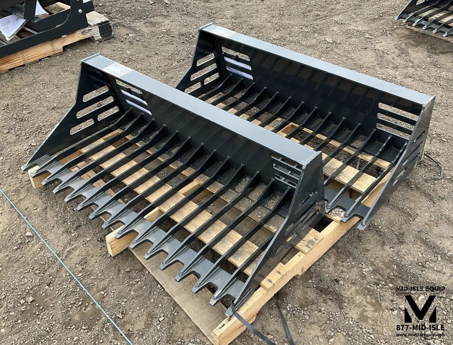 44" Arteer Equipment Rock Skeleton Bucket for Mini Skid Steer by Arteer Equipment