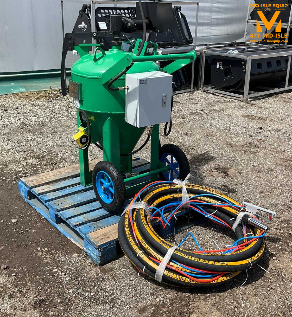 NEW JCT MOBILE DUSTLESS SAND BLASTER POT