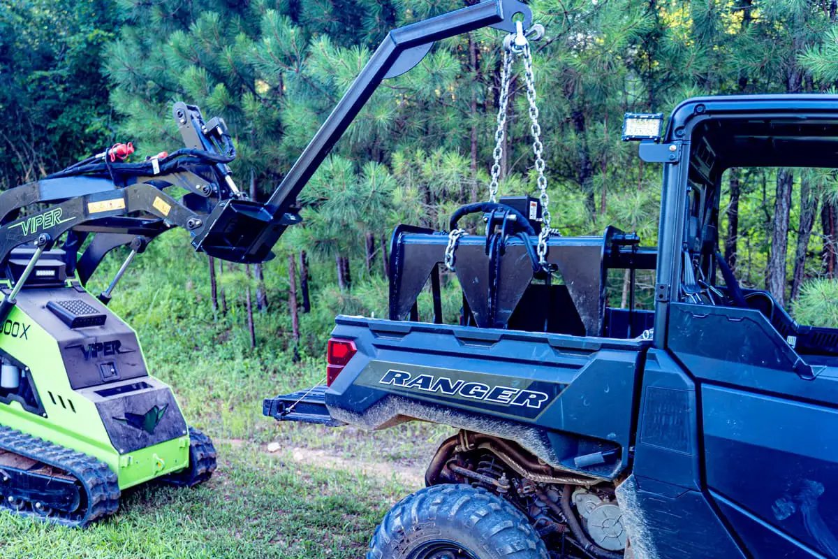 2025 Viper V1300X Mini Skid Track Loader by Viper Loader