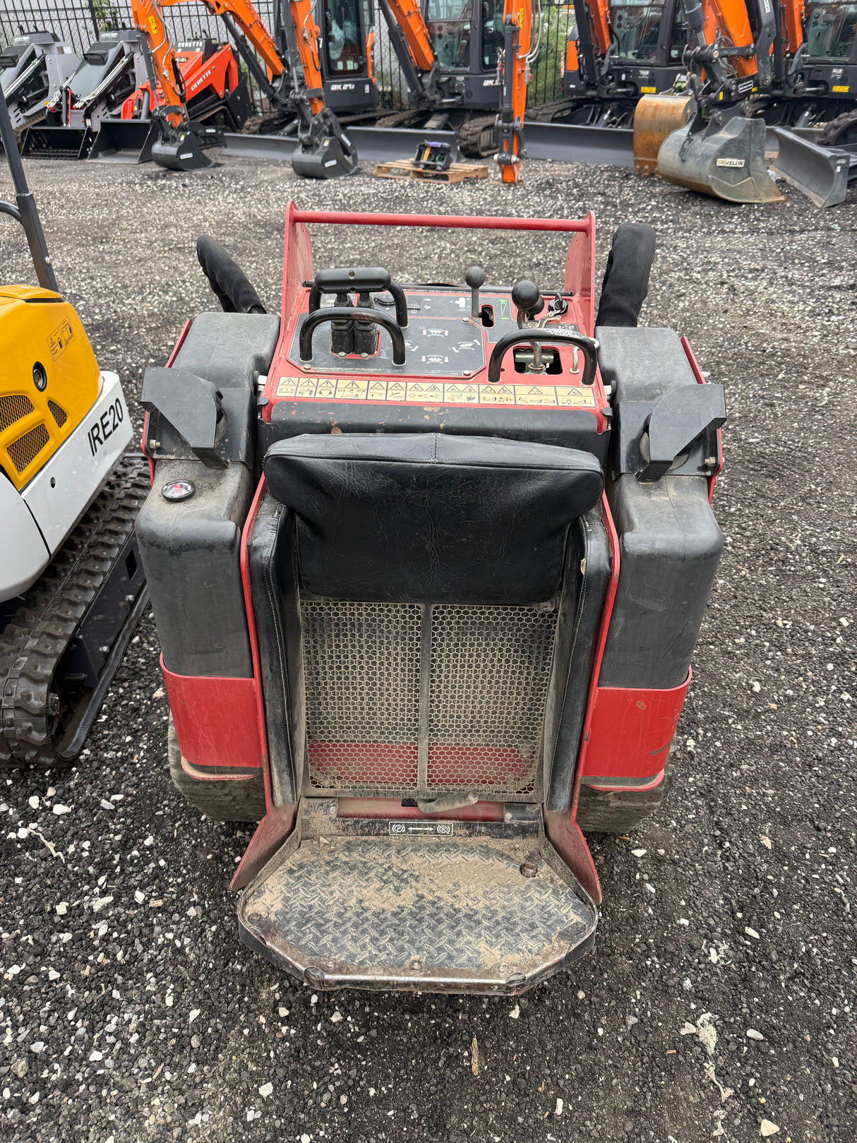 2018 TORO DINGO TX1000W WIDE TRACK KUBOTA DIESEL