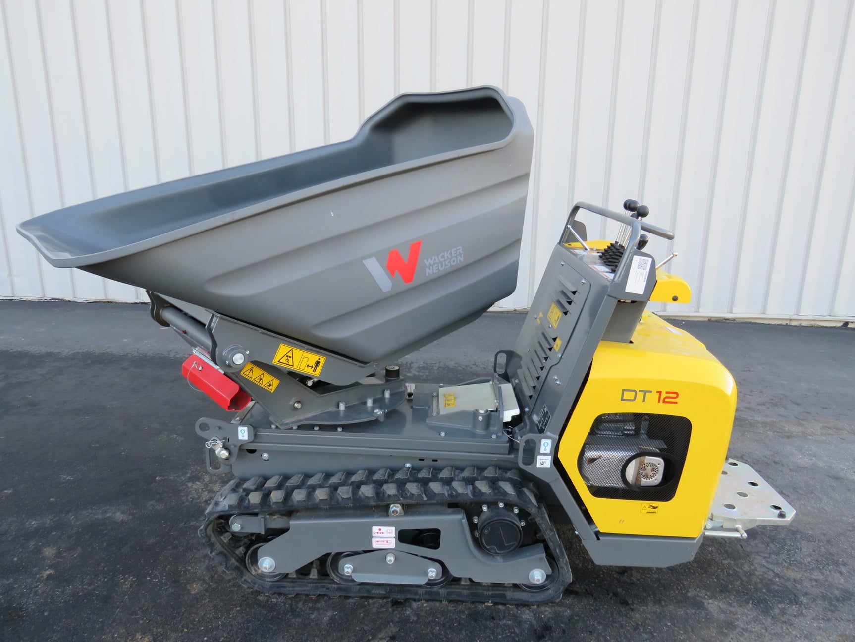 2026 WACKER NEUSON DT12P POLY SWIVEL TRACK DUMPER CONCRETE BUGGY by Wacker Neuson