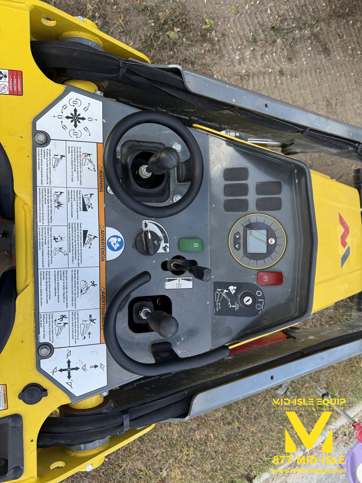 2024 WACKER NEUSON SM100 MINI SKID STEER