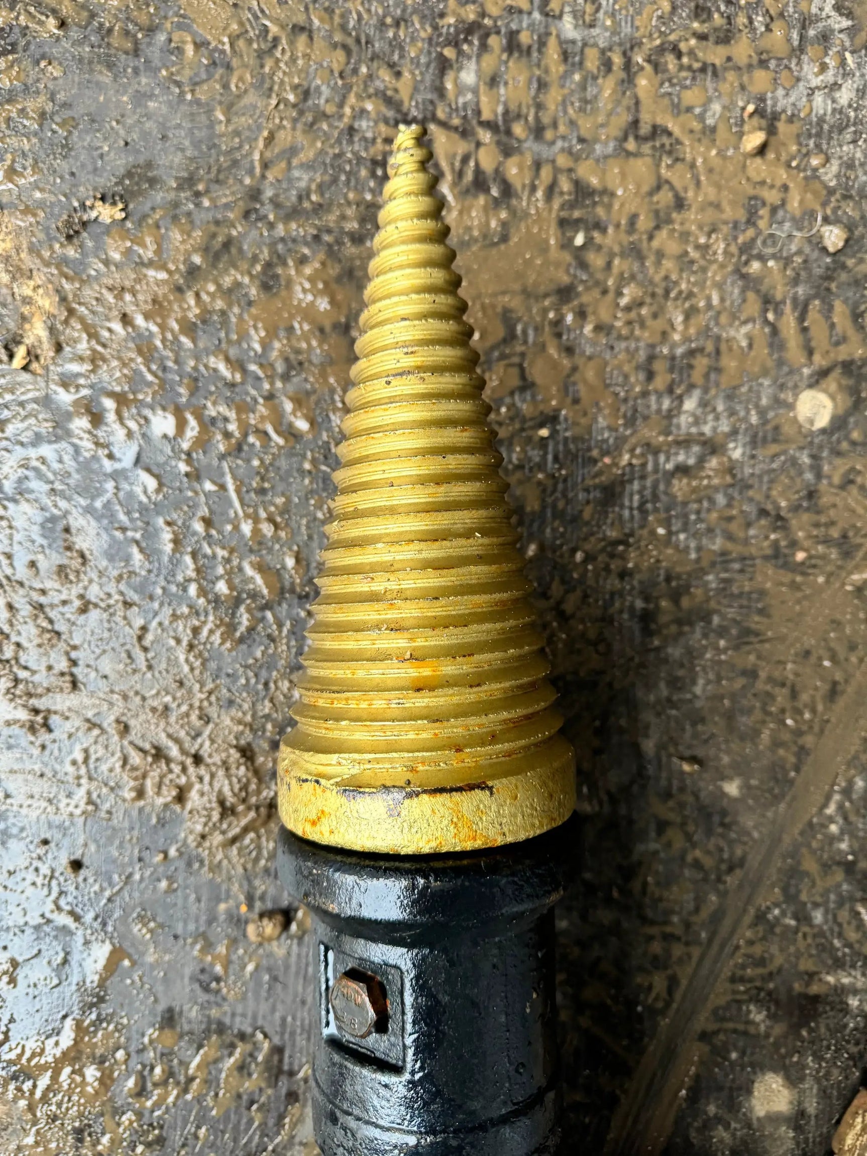 Hydraulic Wood Splitter for 1-ton Mini Excavator 25mm pins by MIVA