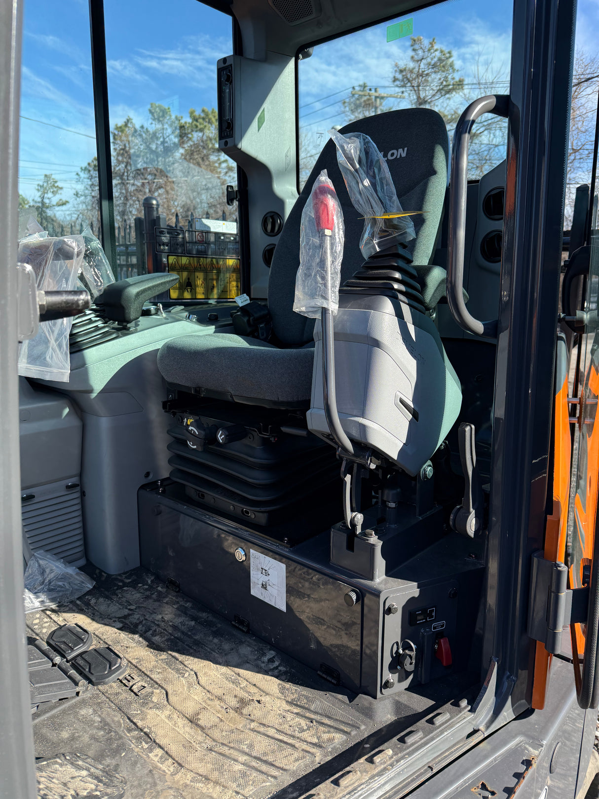DEVELON DX42-7 Mini Excavator