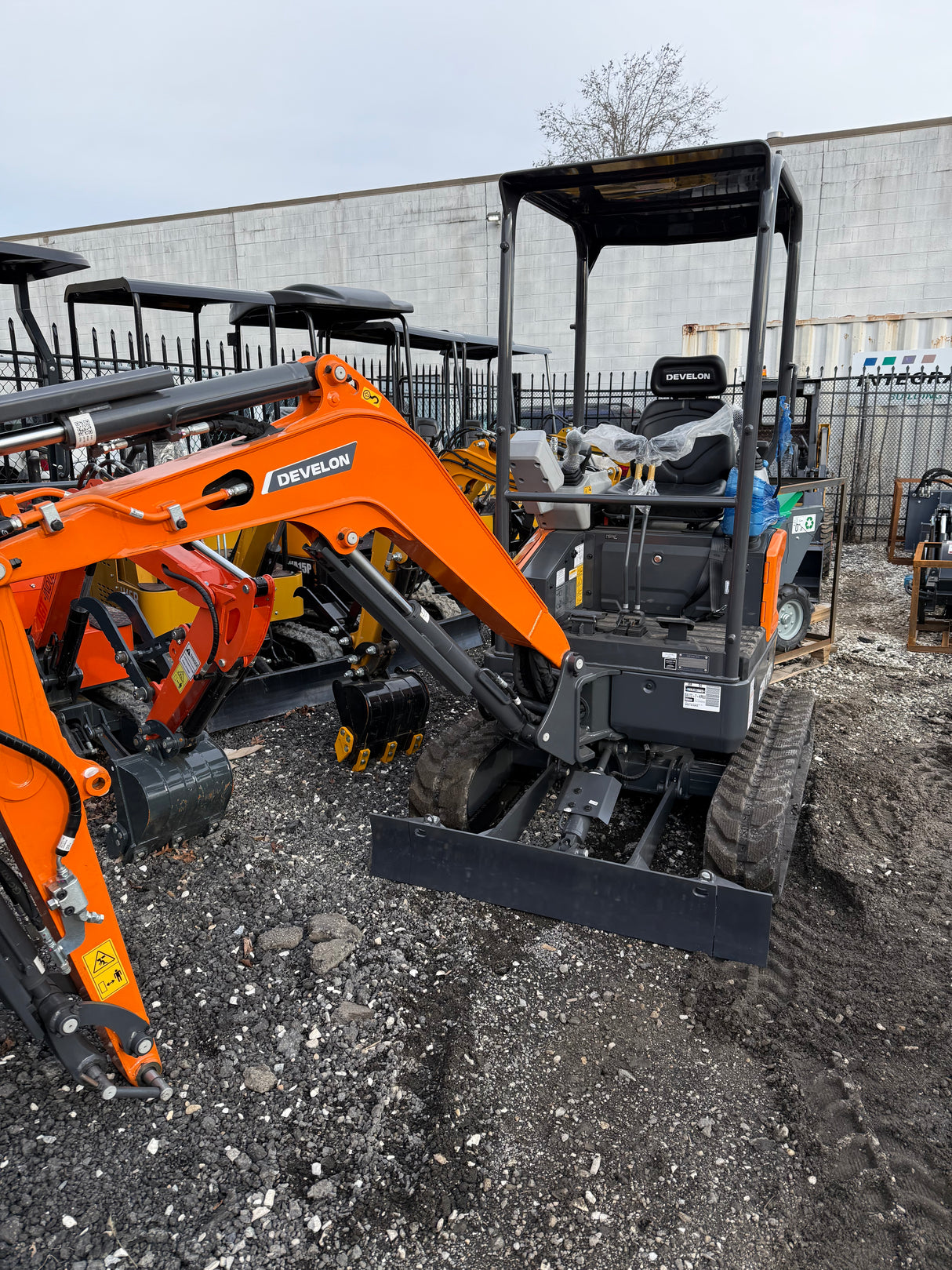 DEVELON DX17Z-7 Mini Excavator