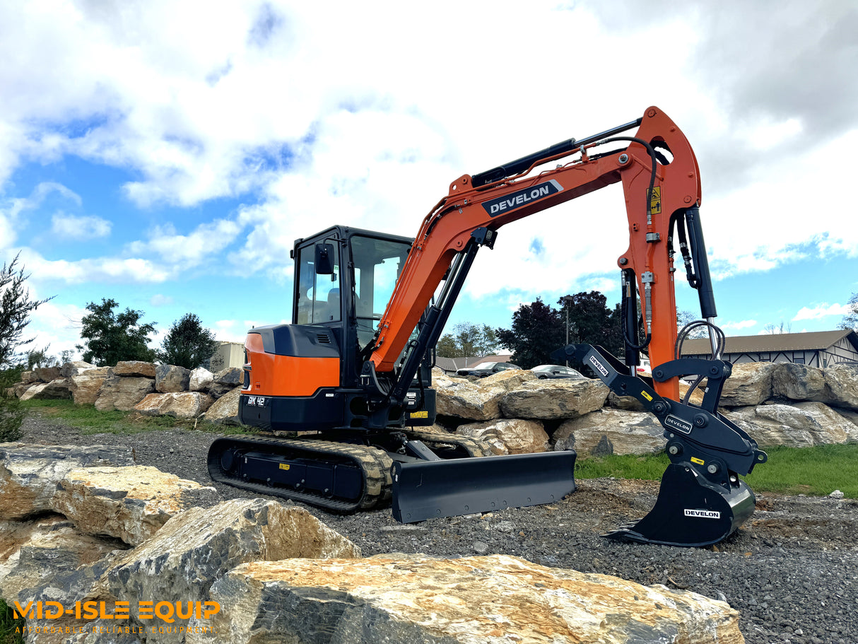 DEVELON DX42-7 Mini Excavator