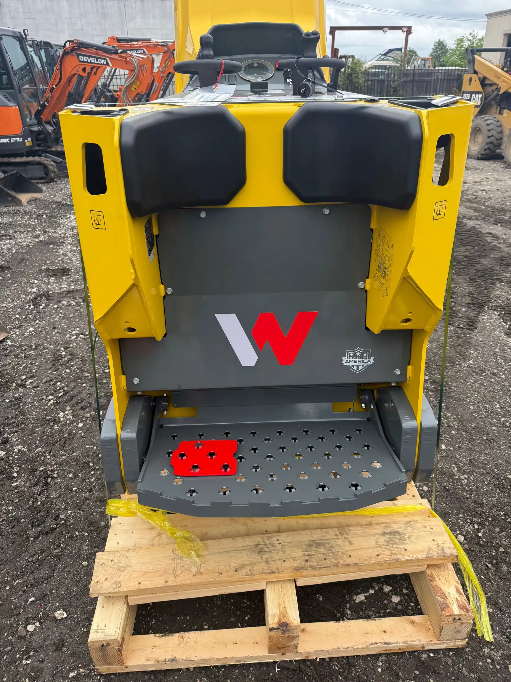 2026 Wacker Neuson Mini Skid Track Loader SM120 PRODUCTIVITY PACKAGE by Wacker Neuson