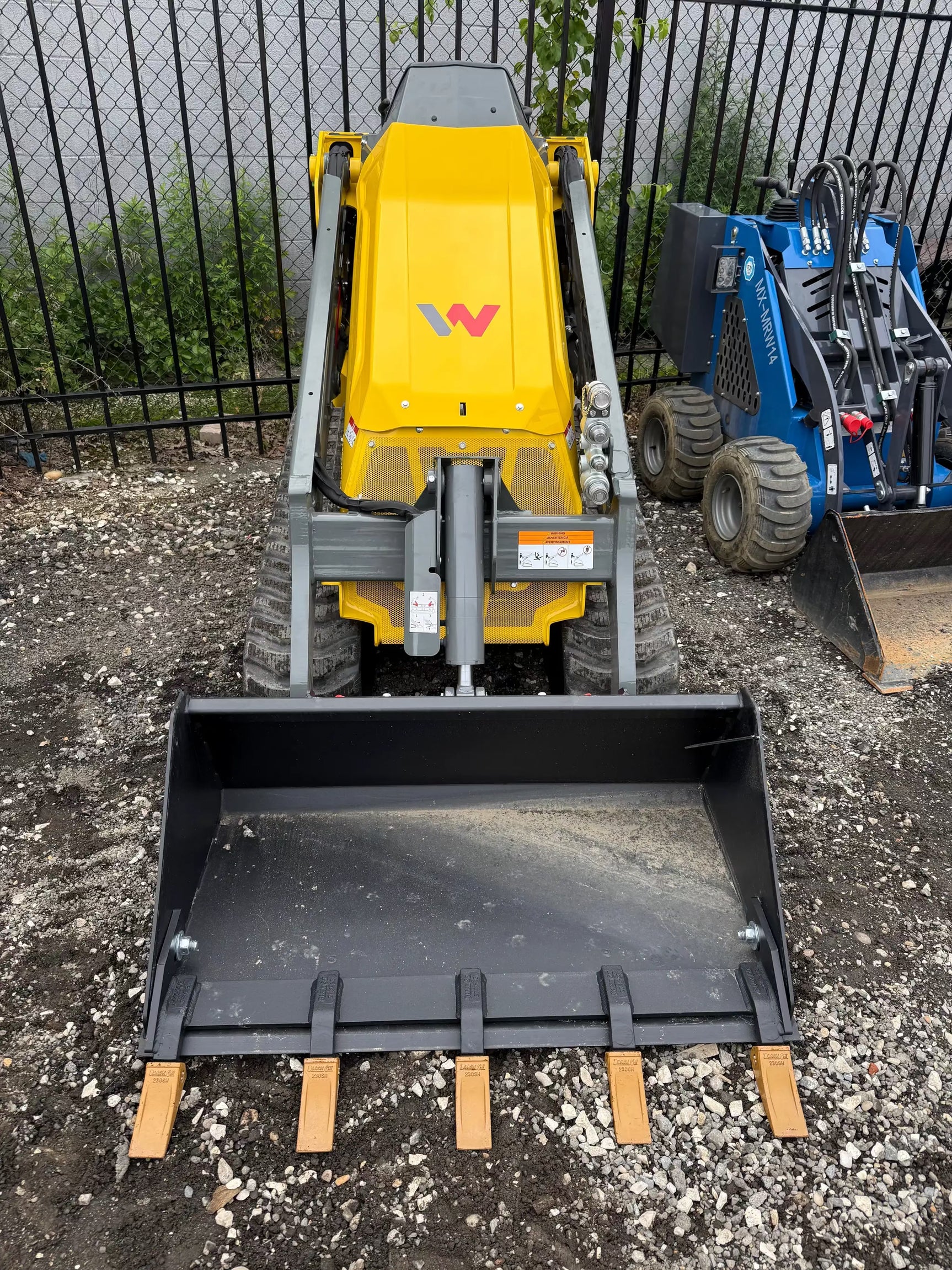 2026 Wacker Neuson Mini Skid Track Loader SM120 PRODUCTIVITY PACKAGE by Wacker Neuson