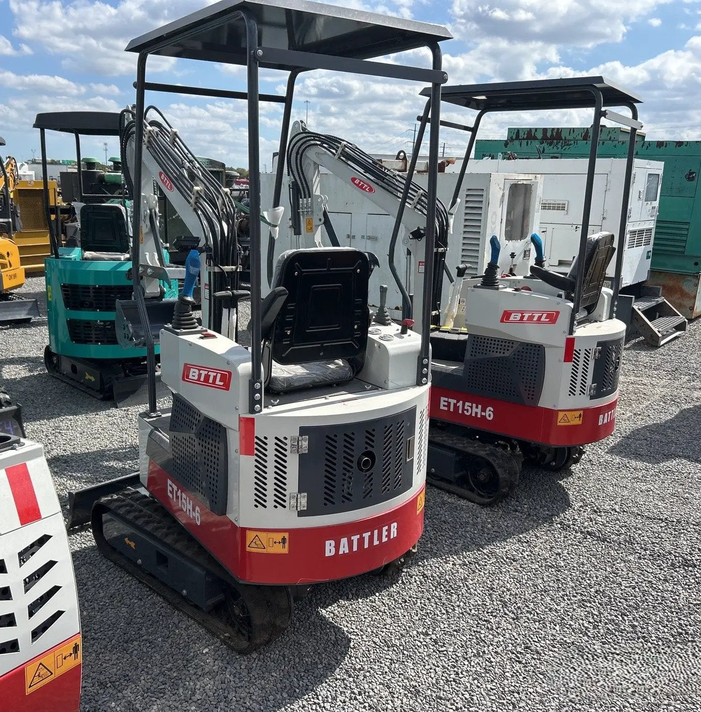 2025 BTTL ET15H 1.5 TON MINI EXCAVATOR by Mid-Isle Equipment