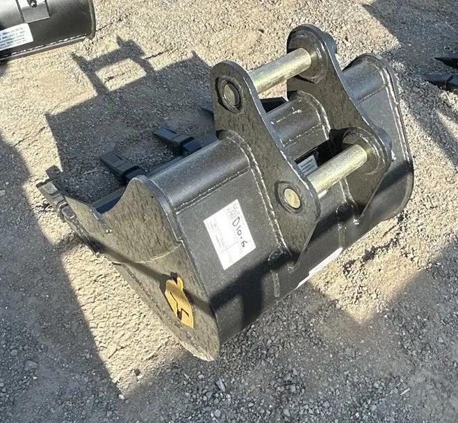 Trojan 24-inch excavator bucket attachment in gray steel for 3.5-ton CAT/John Deere machines