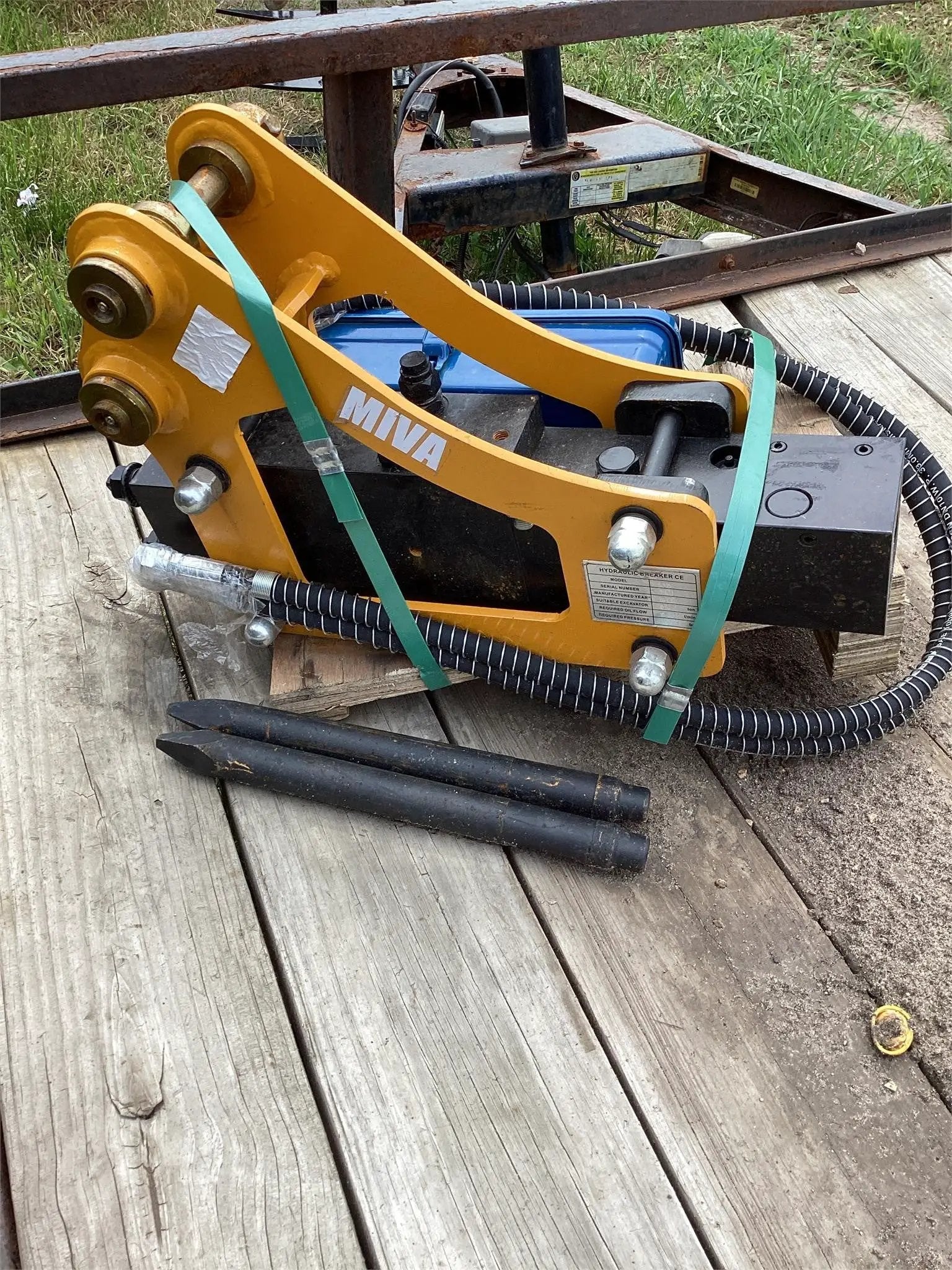 Hydraulic Hammer for 1-ton Mini Excavator by MIVA