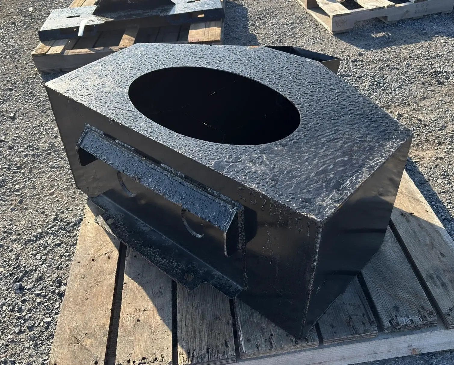 MINI SKID STEER CONCRETE BUCKET DINGO STYLE by AGT
