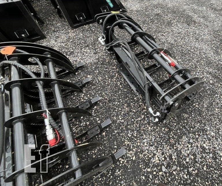 42" LOG GRAPPLE ATTACHMENT FOR MINI SKID STEER