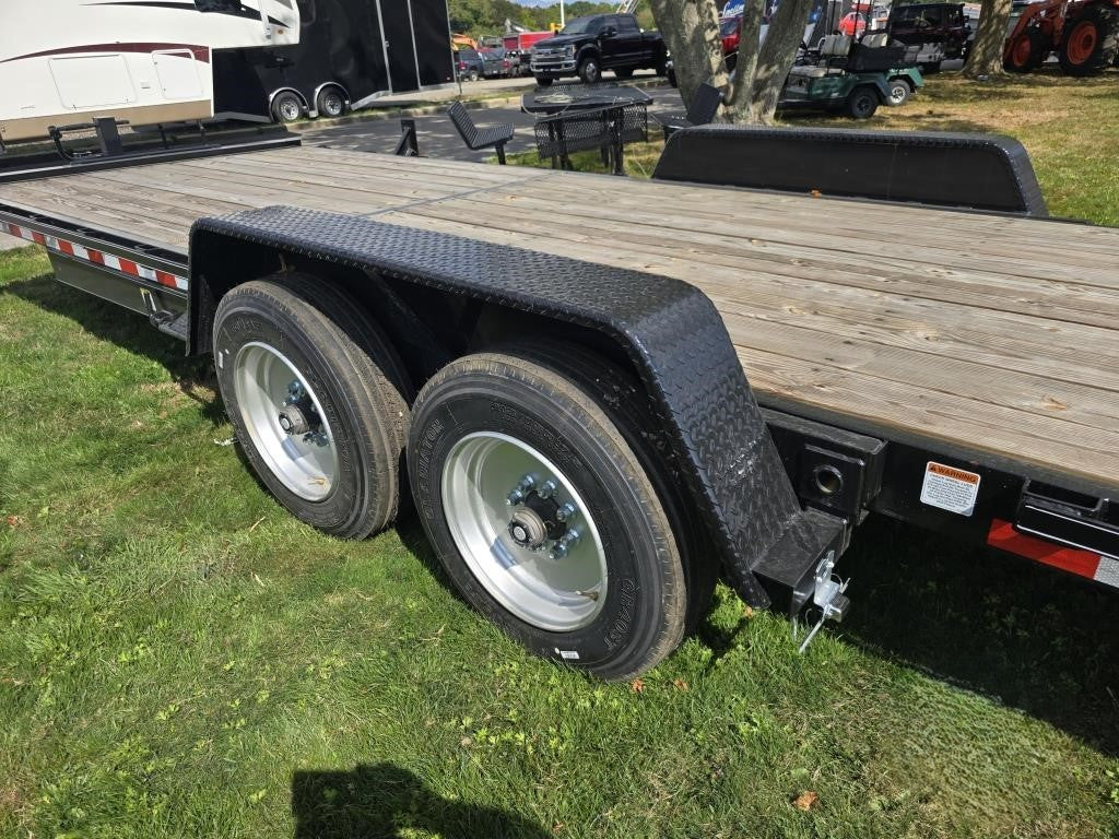 2025 KAUFMAN 22' Tilt Deck Trailer 17k GVWR